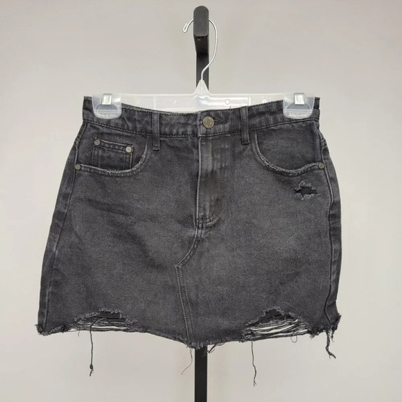 MISSGUIDED Denim Distressed Skirt - Picture 1 of 5